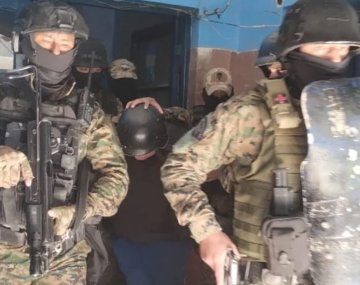 Triple femicidio de Florencio Varela: trasladaron al quinto sospechoso desde Bolivia