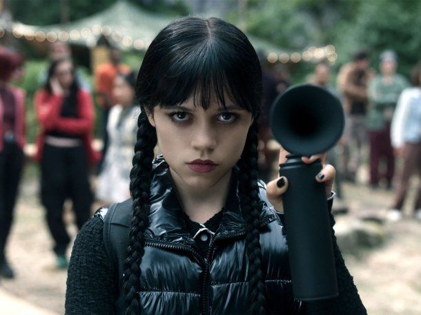 A qué hora estrena la temporada 2 de Merlina en Netflix