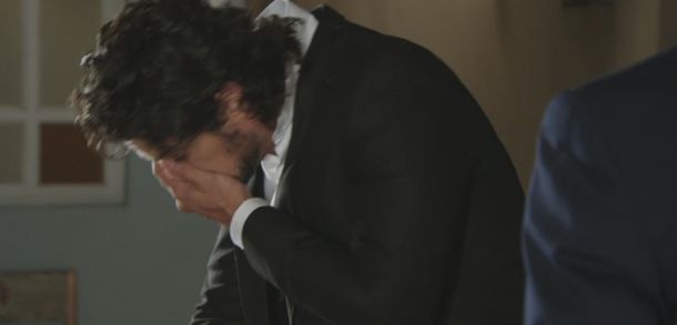 Los ricos no piden permiso: mirá la terrible trompada que recibió Rafael