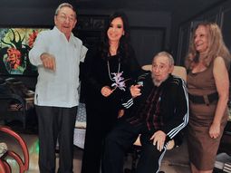 difunden las fotos de cfk con los hermanos castro en cuba difunden las fotos de cfk con los hermanos castro en cuba