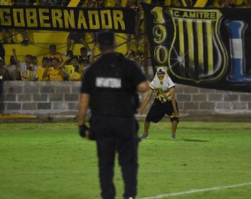Episodio de violencia en fútbol nuevamente en el partido entre Mitre de Santiago del Estero y Ferro.
