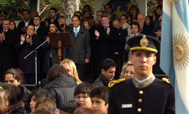 Ninguna traba política va a bloquear la creación de las policías municipales