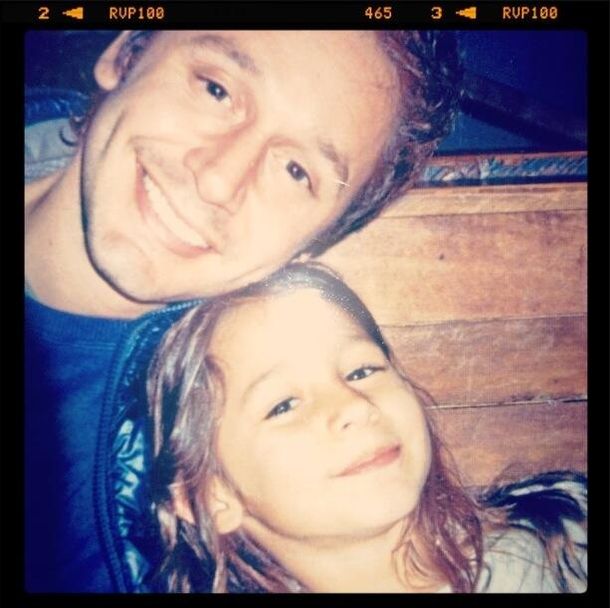 El homejane de Vicuña a su hija