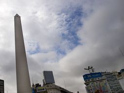 Tiempo nublado y muy caluroso en Capital y Gran Buenos Aires