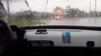 la inundacion en primera persona: mira este video del temporal en cordoba la inundacion en primera persona: mira este video del temporal en cordoba