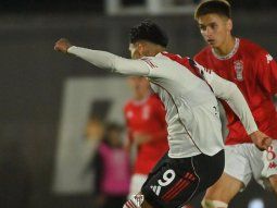 Atención Gallardo: los dos golazos de Ruberto en la reserva de River
