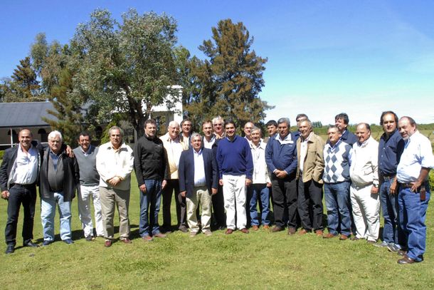 Capitanich se reunió con intendentes para analizar una agenda en común