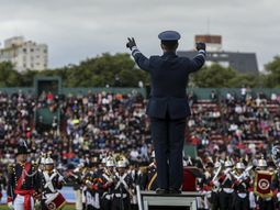 El desfile militar por el 25 de Mayo