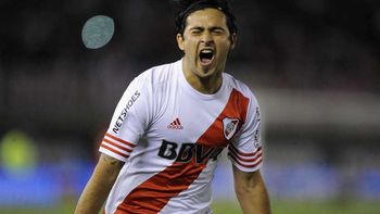 de galera y baston: river brindo otra exhibicion de galera y baston: river brindo otra exhibicion