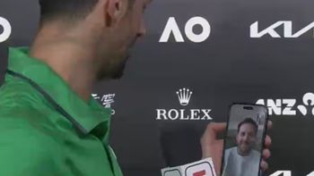 la videollamada entre djokovic y del potro tras el pase a la final en australia la videollamada entre djokovic y del potro tras el pase a la final en australia
