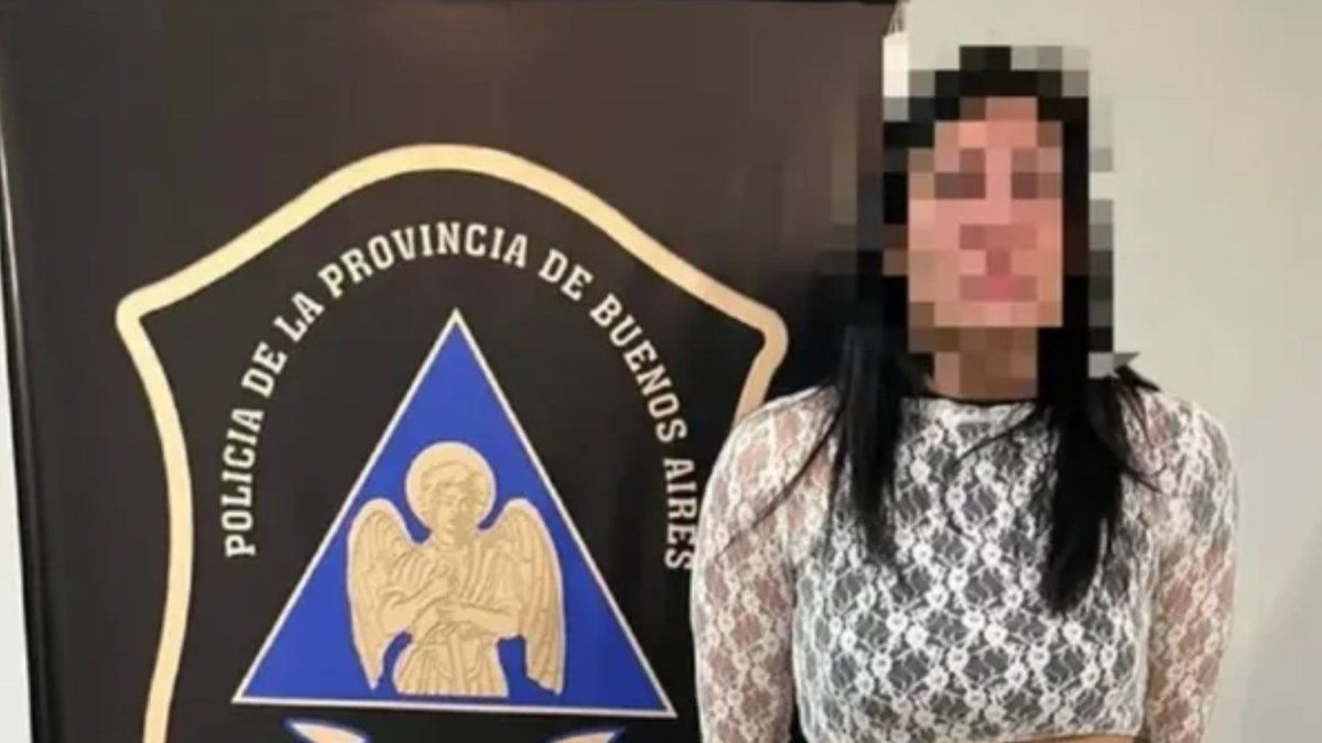 Detienen a una mujer por extorsionar a su amante con material íntimo ...