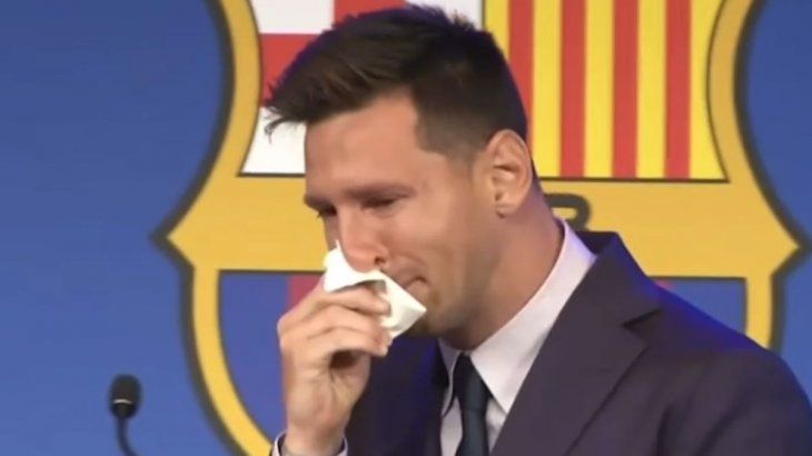 Insólito negocio con la cara de Messi: venden los pañuelos con los que se limpió