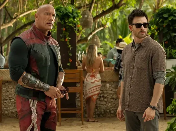 Código: traje rojo: así es la nueva película de Chris Evans y Dwayne Johnson