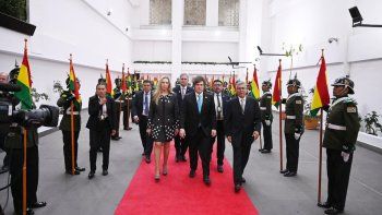 javier milei asistio a la jura presidencial de rodrigo paz pereira en bolivia javier milei asistio a la jura presidencial de rodrigo paz pereira en bolivia