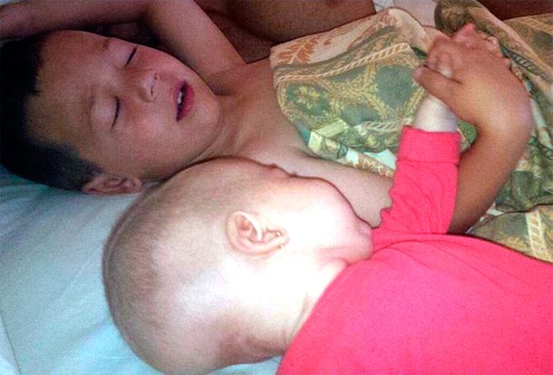 El tierno e íntimo álbum familiar de Evangelina Anderson