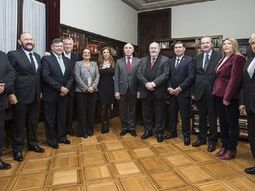 gobernadores llevaron hasta la corte su reclamo por coparticipacion gobernadores llevaron hasta la corte su reclamo por coparticipacion