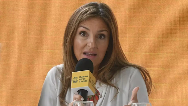 La ministra Acuña insiste con sus críticas a los docentes porteños: Eligen adoctrinar antes que enseñar a pensar