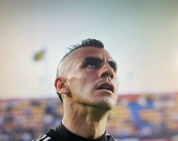 Locura de Guzmán: la paró de pecho