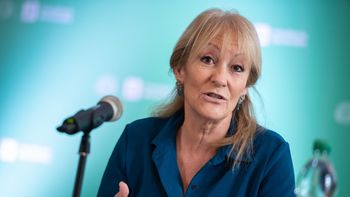 El sector del Frente Amplio, Casa Grande, dio su apoyo por unanimidad a Carolina Cosse de cara a las elecciones internas. El sector del Frente Amplio, Casa Grande, dio su apoyo por unanimidad a Carolina Cosse de cara a las elecciones internas.