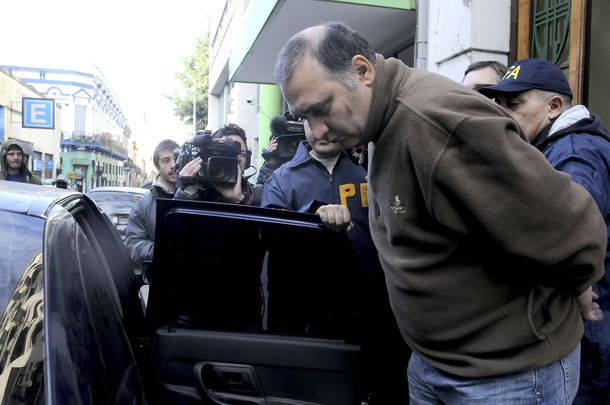 Todo lo que declaró Mangeri no convence a los investigadores