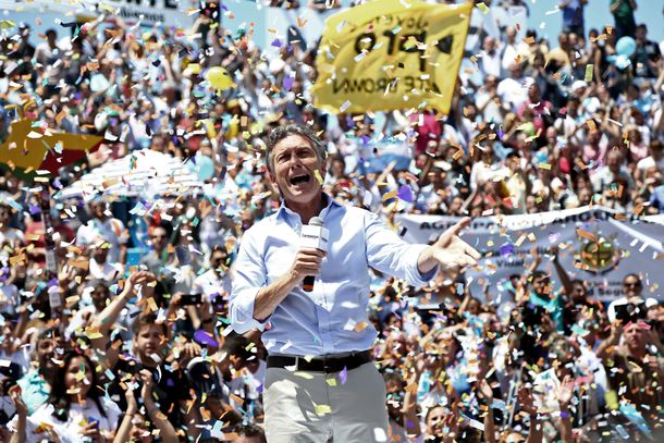 VIDEO: la contradicción de Macri por el 82% móvil