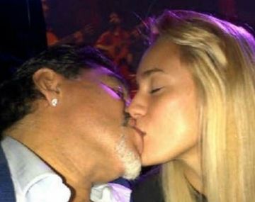 Diego Maradona y su nueva novia