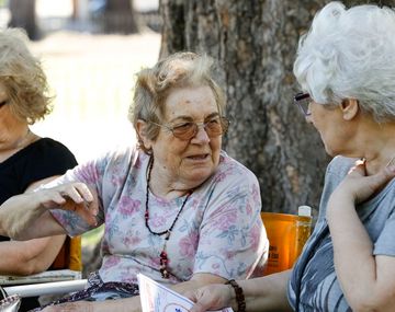El Gobierno dio marcha atrás con la restricción al subsidio para los abuelos