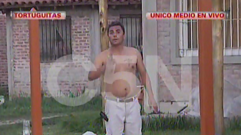 tortuguitas: uno de los delincuentes prometio liberar a los rehenes y entregarse a las 20 tortuguitas: uno de los delincuentes prometio liberar a los rehenes y entregarse a las 20