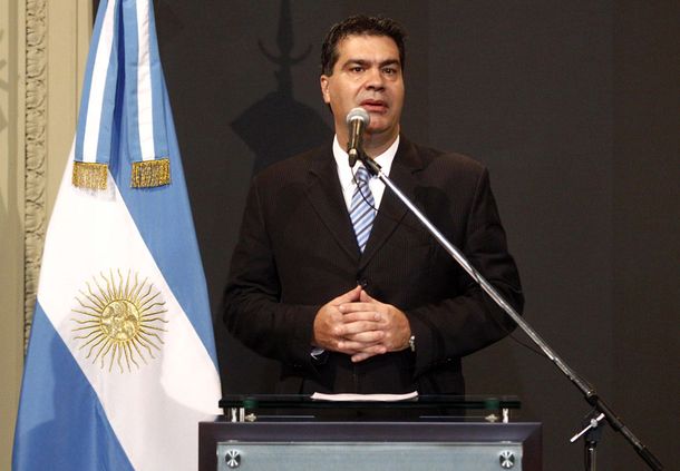 El Gobierno desmintió que Kicillof vaya a reunirse con los holdouts en Nueva York