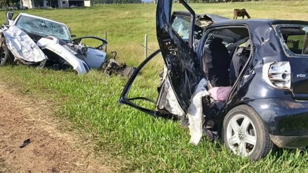 El auto en el que viajaba la familia Telliz quedó destruido tras el choque