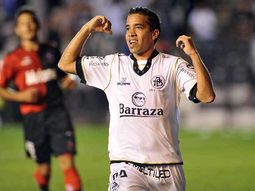 all boys le dio un cachetazo a la ilusion de newells old boys