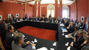 frigerio y prat gay se reunen con los gobernadores por coparticipaciones y pacto fiscal