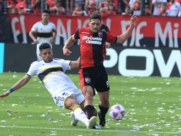 Newells le ganó con uno menos a Boca y le puso suspenso a la definición