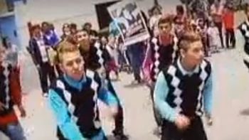 wachiturros peruanos cantan por la libertad de un ex presidente wachiturros peruanos cantan por la libertad de un ex presidente