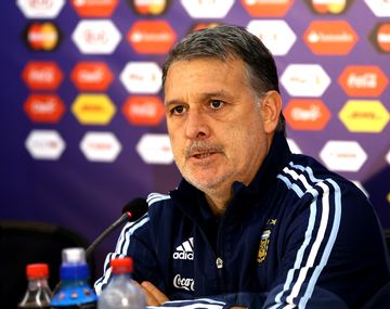 Martino: Me preocupan más los árbitros que el rival