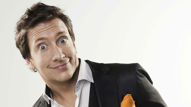 Nico Vázquez debuta como conductor de televisión