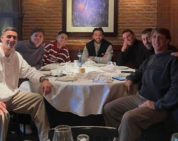 Scaloni se reunió con algunos futbolistas de la Selección en España