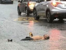 Llueve agua con memes: alegría de los que ya disfrutan y desazón de los que esperan