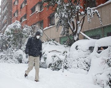 Alerta roja en gran parte de España por la peor tormenta de nieve en 50 años