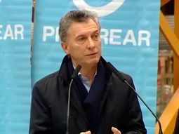 macri: cuando estas en remera o en patas es porque estas consumiendo de mas macri: cuando estas en remera o en patas es porque estas consumiendo de mas