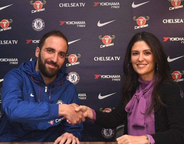 Gonzalo Higuaín ya es jugador de Chelsea