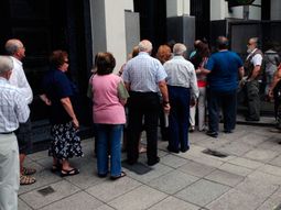 Jubilados y pensionados podr&aacute;n cobrar en los bancos el mi&eacute;rcoles