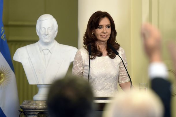 El fiscal Marijuan imputó a Cristina Kirchner por presunto lavado de dinero