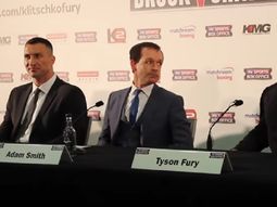 insolito: klitschko defendera el titulo mundial de boxeo contra batman insolito: klitschko defendera el titulo mundial de boxeo contra batman