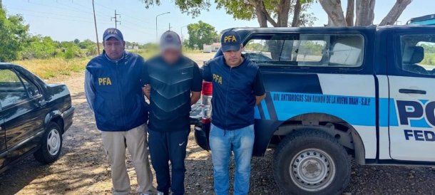 Salta: quiso esconder marihuana en el aire acondicionado de un micro y lo detuvieron