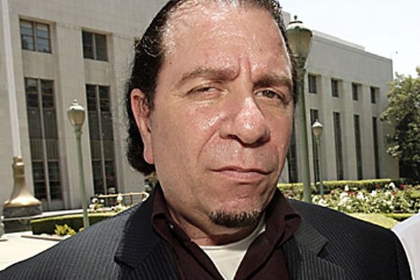 Ira Isaacs irá a la cárcel por obsceno