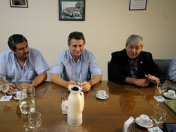 la mesa de enlace decidio no hacer paro y convoco al dialogo la mesa de enlace decidio no hacer paro y convoco al dialogo