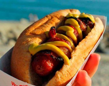 ¿Que tiene que ver el pancho a mil pesos y la salchicha de Luciano Castro?