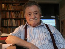 Uruguay: encontraron una novela in&eacute;dita de Mario Benedetti