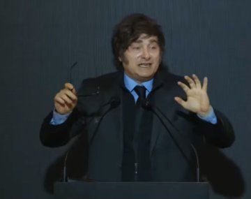 La canchereada de Milei tras los incidentes en Lomas: Conservo los reflejos